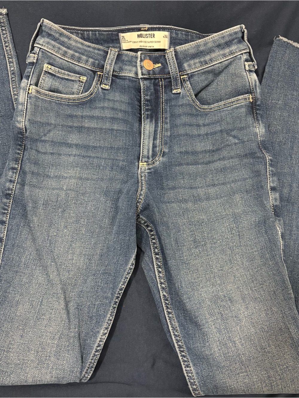 Hollister Curvy High-Rise Super Skinny Jeans - Dark Blue Denim